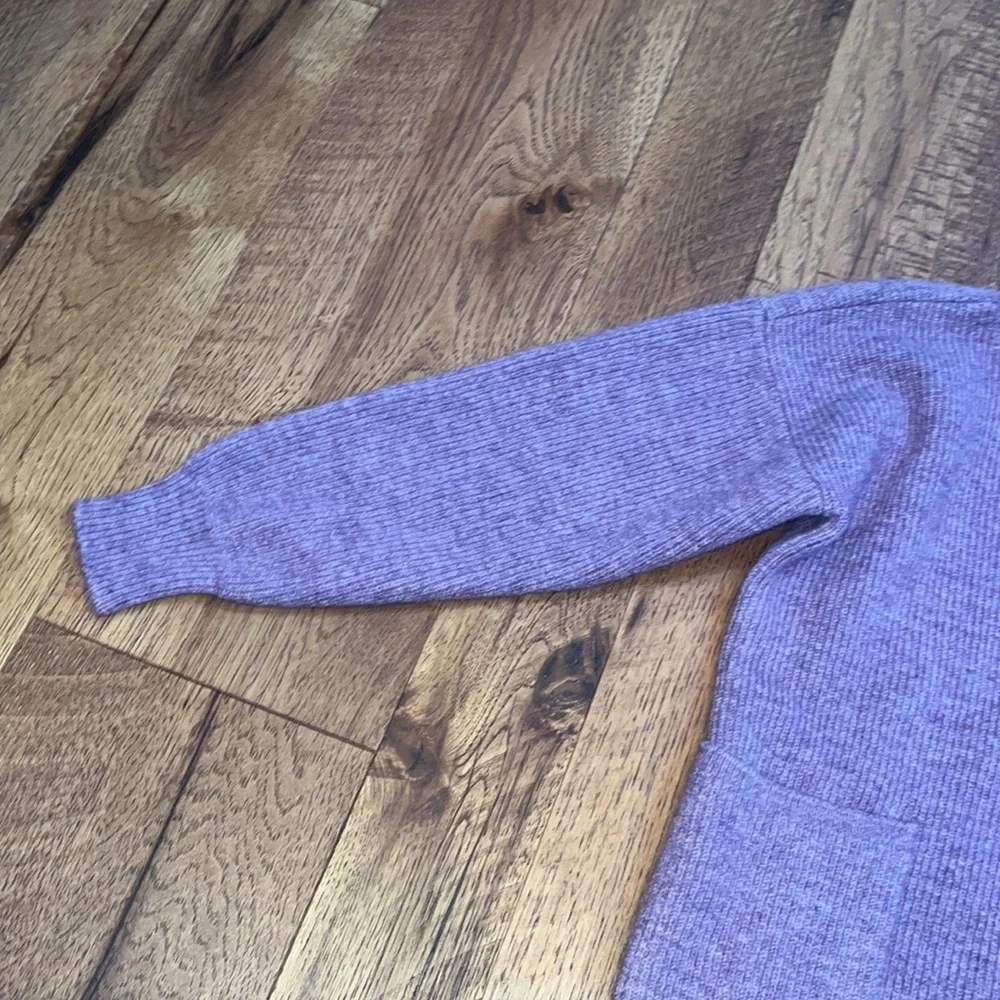 Gap Girl’s Purple Sweater Size S